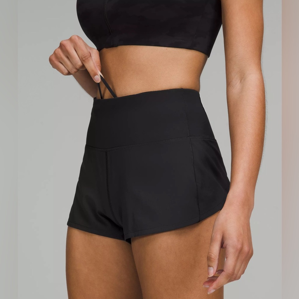 Black Lululemon Women's speed up high rise Athletic Shorts